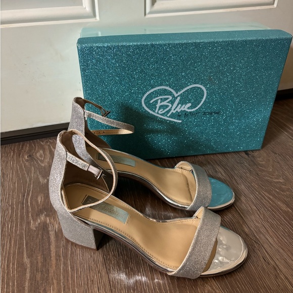 Blue by Betsey Johnson bridal shoes - Picture 1 of 3